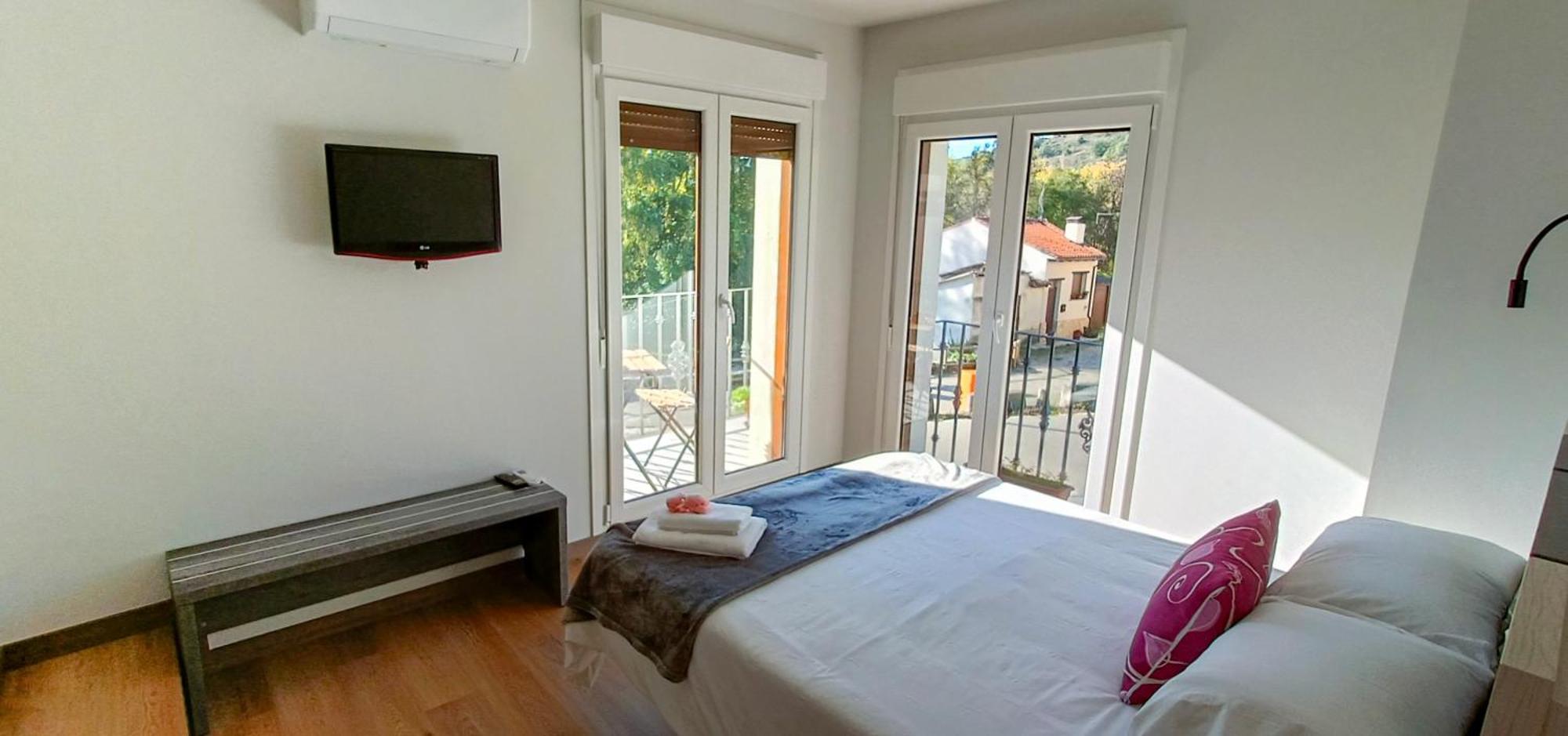 Apartamentos El Puente Covarrubias Buitenkant foto